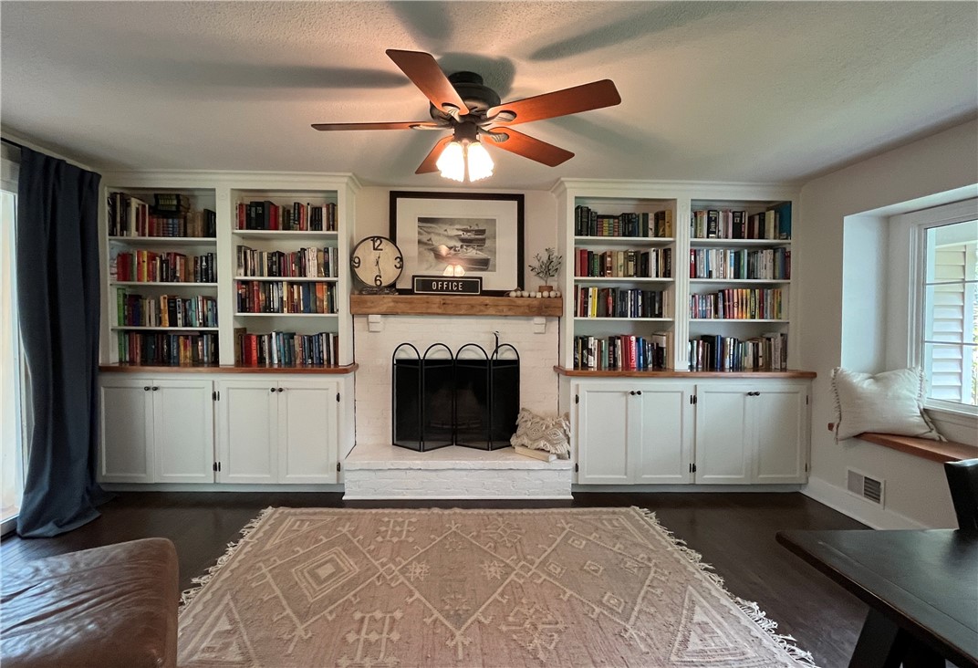 65 Jackson Rd Extension Penfield, NY 14526 - Photo 27 of 48 1st Living Room/Den