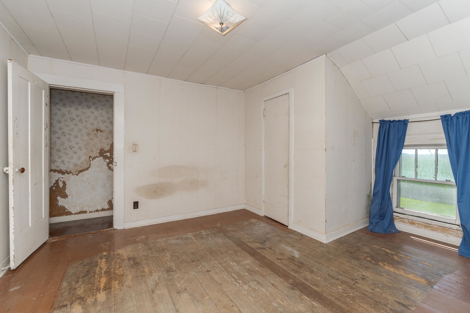 758 North 1st Road Dana, IL 61321 - Photo 37 of 42 Gallery Image 37