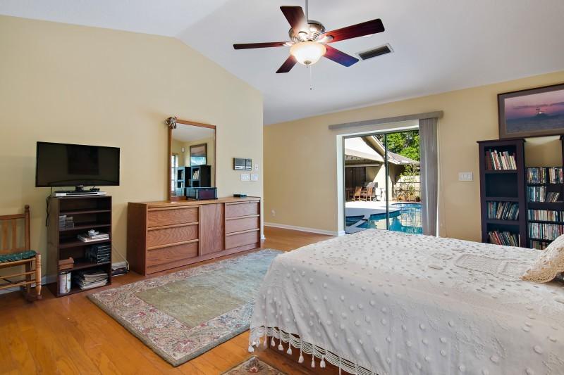 6850 Imperial Woods Road Jupiter, FL 33458 - Photo 14 of 25 14