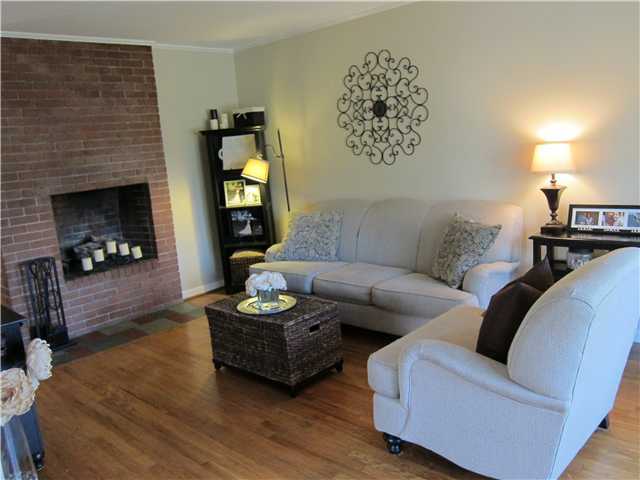 2053 Ridgecliff Road Columbus, OH 43221 - Photo 8 of 22