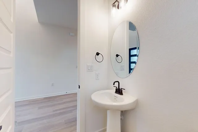 $434,990 | 13113 Geary Drive, Austin, TX 78610