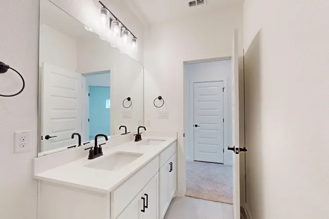 $434,990 | 13113 Geary Drive, Austin, TX 78610