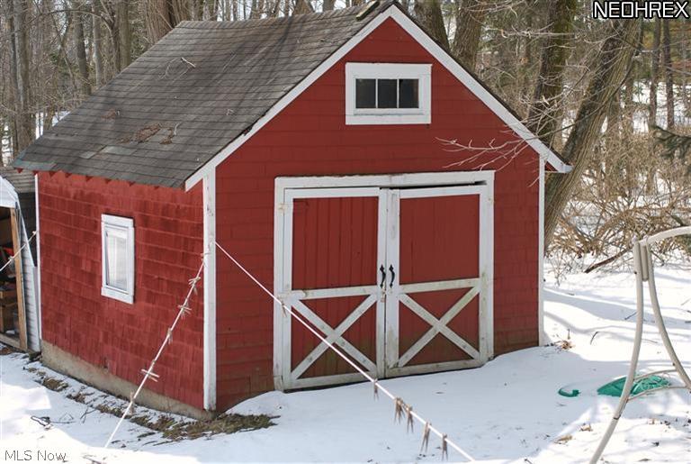 7927 Cedar Road Chesterland, OH 44026 - Photo 11 of 20 Gallery Image 11