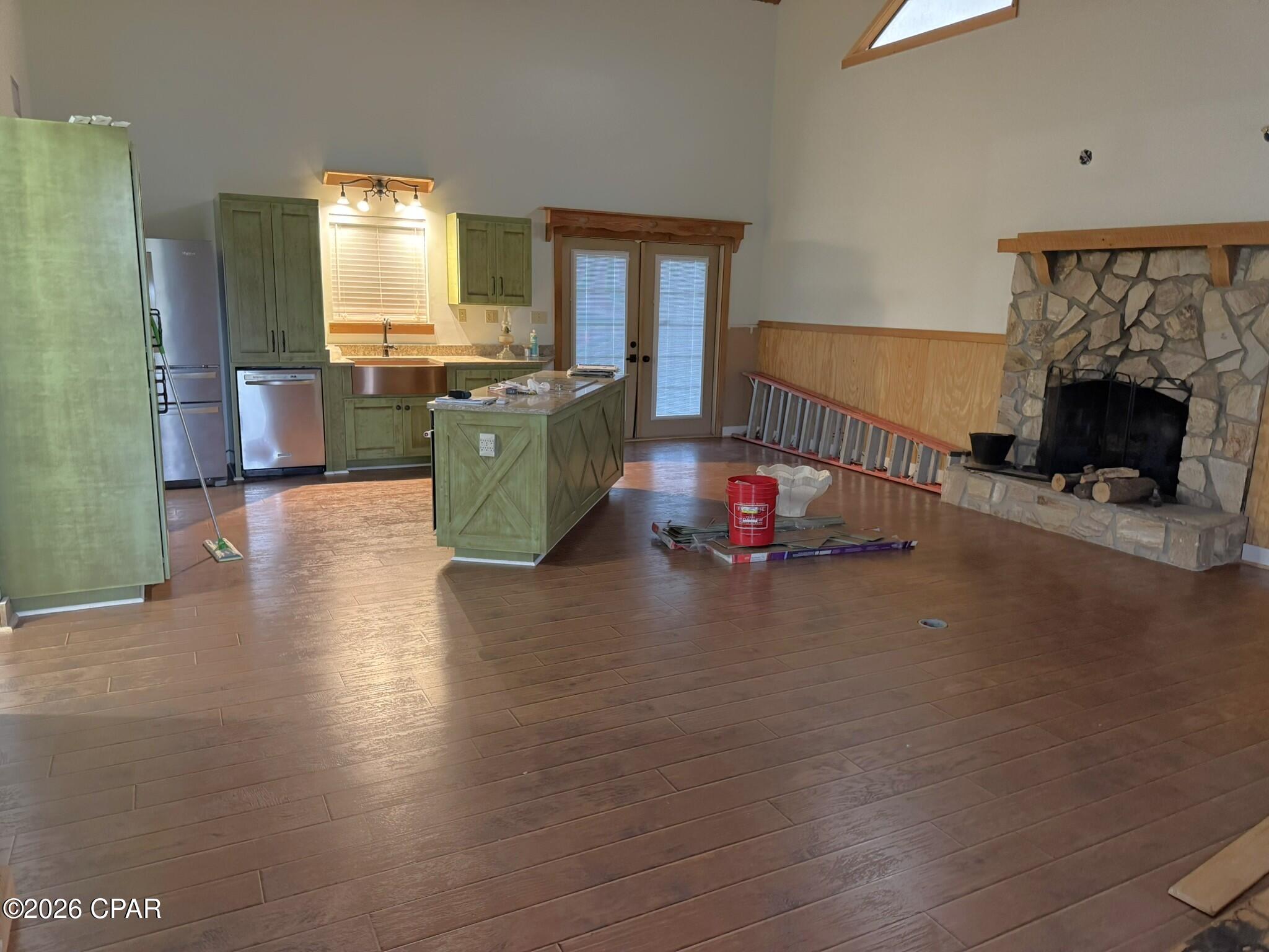 419 Spikes Road Southport, FL 32409 - Photo 8 of 50