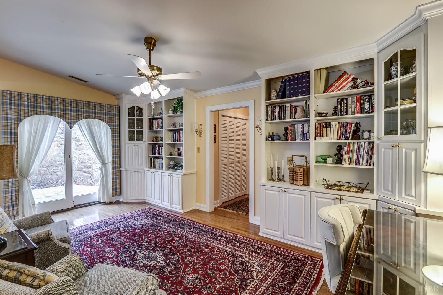 117 Sailview Drive Forest, VA 24551 - Photo 14 of 55 a living room with furniture and a rug
