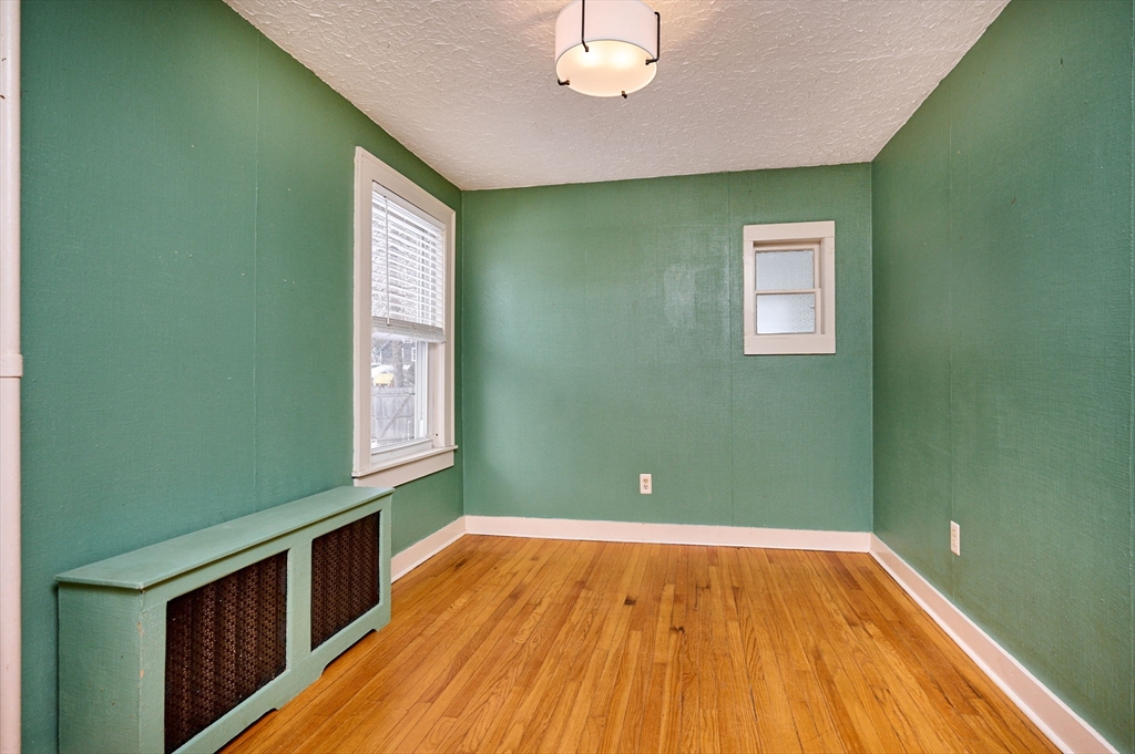 3 Butler Street Westfield, MA 01085 - Photo 11 of 40