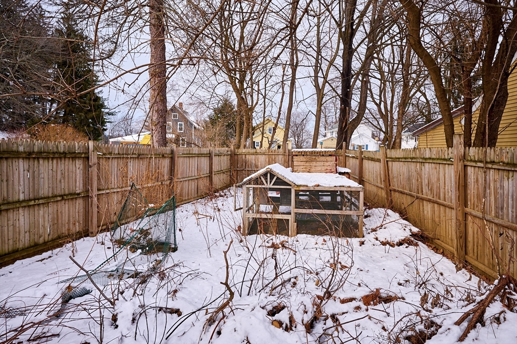 3 Butler Street Westfield, MA 01085 - Photo 29 of 40