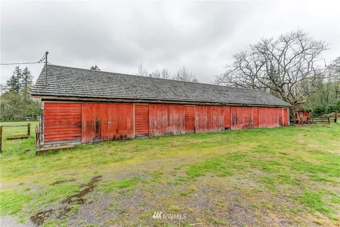8970 Valley View Road Custer, WA 98240 - Photo 6 of 24