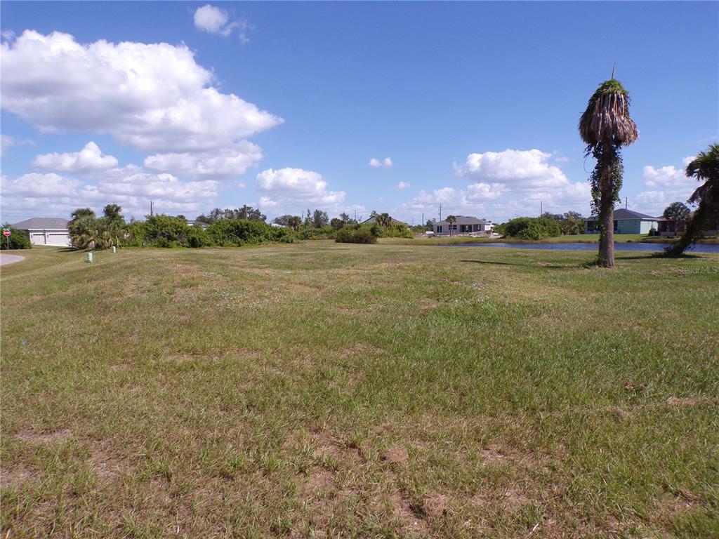201 Redwood Road Rotonda West, FL 33947 - Photo 49 of 52 Gallery Image 49