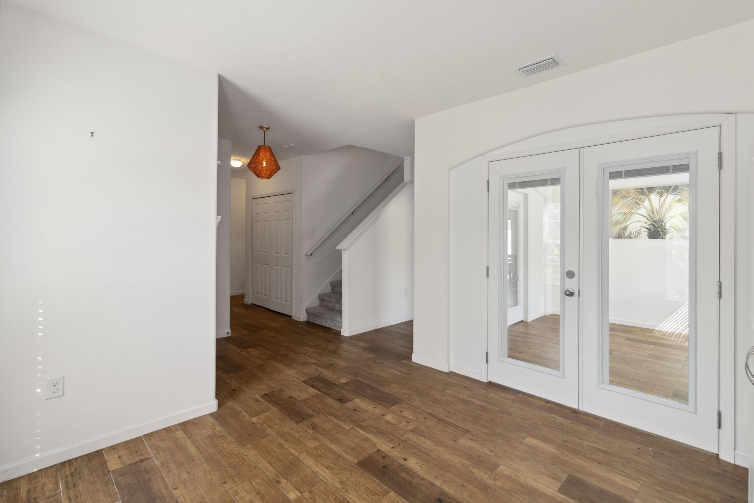 791 Dillard Drive Southeast Palm Bay, FL 32909 - Photo 6 of 54 06