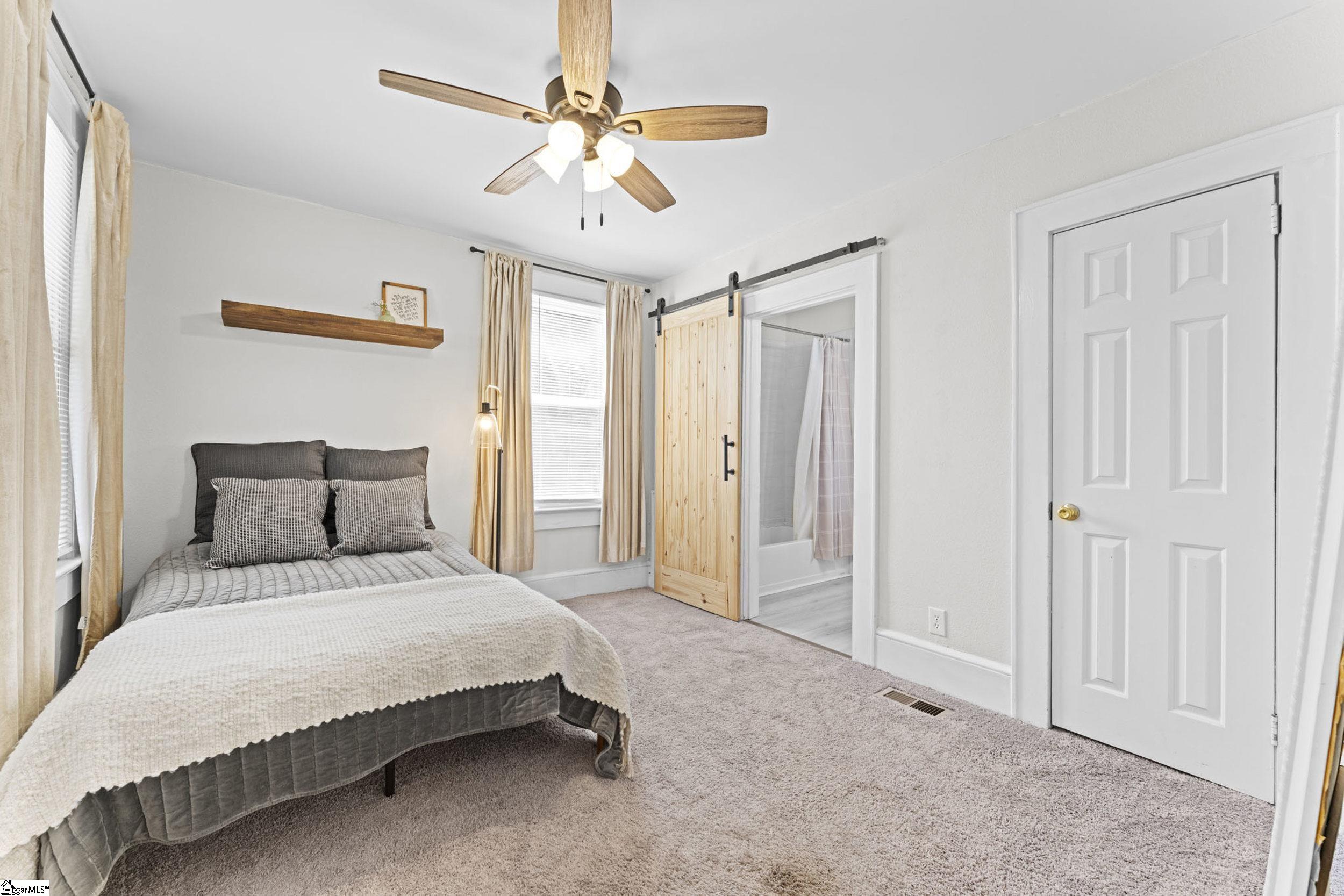 109 Ackley Road Greenville, SC 29607 - Photo 18 of 35