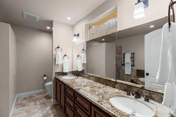 $2,950,000 | 20592 Ayers Avenue, Escalon, CA 95320