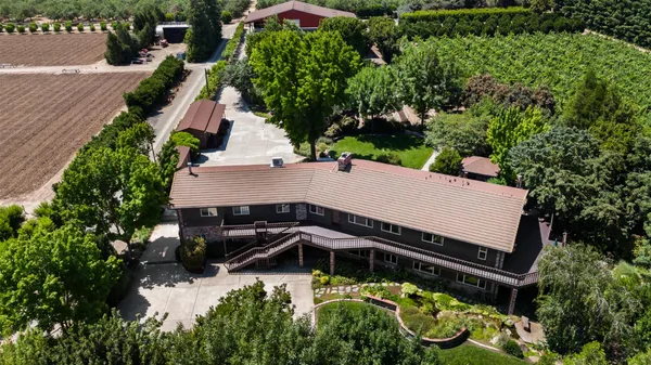 $2,950,000 | 20592 Ayers Avenue, Escalon, CA 95320