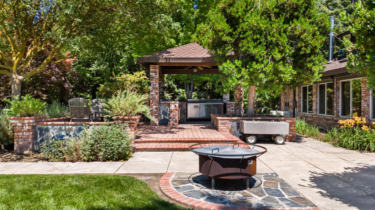 20592 Ayers Avenue Escalon, CA 95320 - Photo 39 of 98