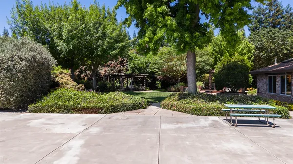 $2,950,000 | 20592 Ayers Avenue, Escalon, CA 95320