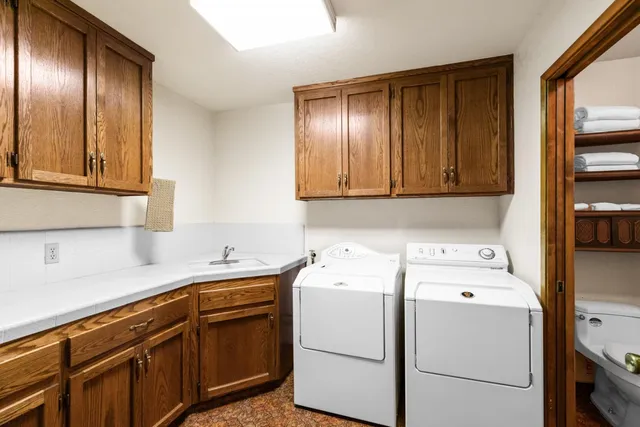 $3,900,000 | 20592 Ayers Avenue, Escalon, CA 95320