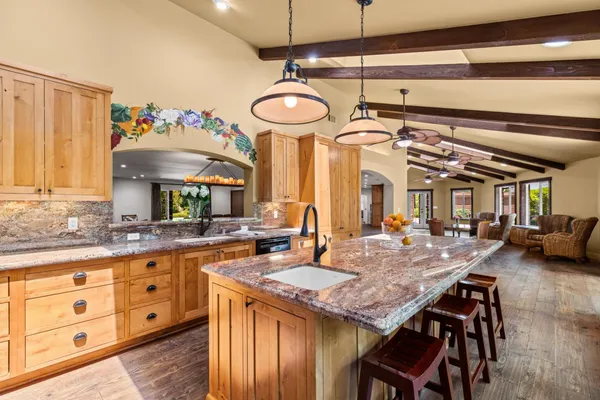 $2,950,000 | 20592 Ayers Avenue, Escalon, CA 95320