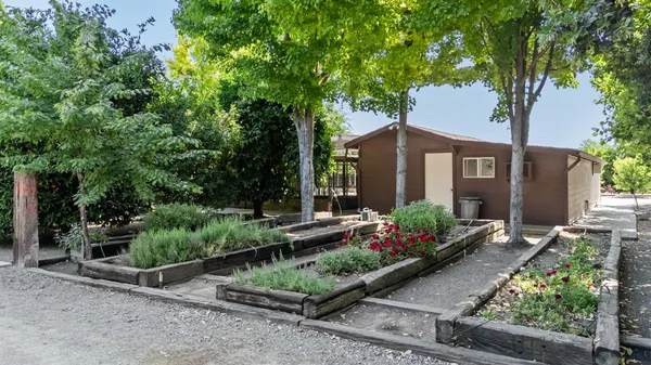 $2,950,000 | 20592 Ayers Avenue, Escalon, CA 95320