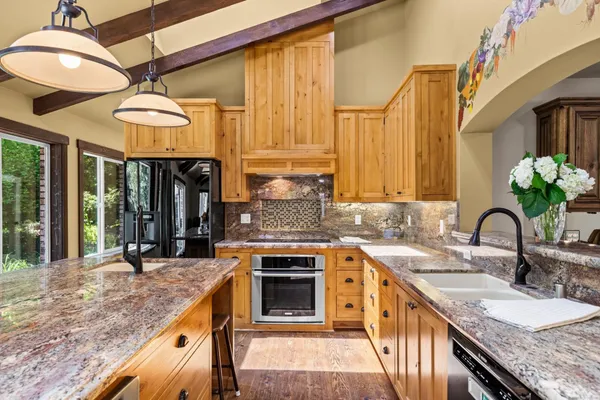 $2,950,000 | 20592 Ayers Avenue, Escalon, CA 95320