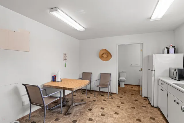 $3,900,000 | 20592 Ayers Avenue, Escalon, CA 95320