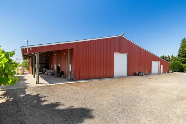 $2,950,000 | 20592 Ayers Avenue, Escalon, CA 95320