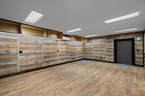 $2,950,000 | 20592 Ayers Avenue, Escalon, CA 95320