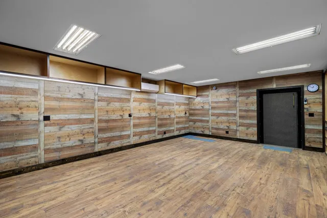 $3,900,000 | 20592 Ayers Avenue, Escalon, CA 95320