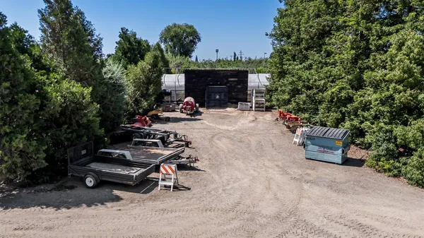 $2,950,000 | 20592 Ayers Avenue, Escalon, CA 95320