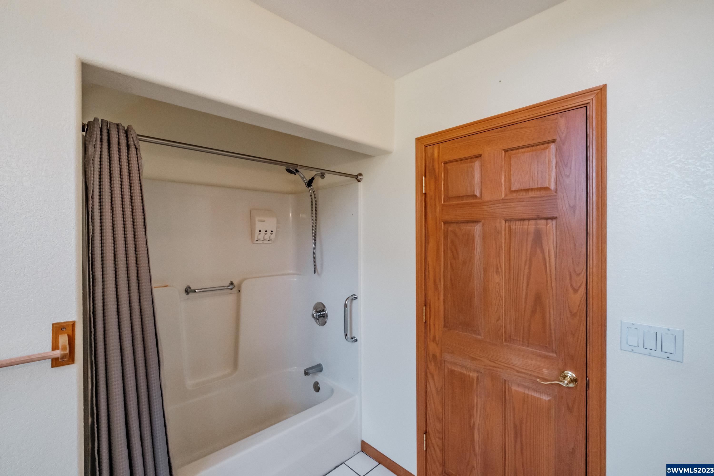 62236 Silver Road Coos Bay, OR 97420 - Photo 22 of 42 Gallery Image 22