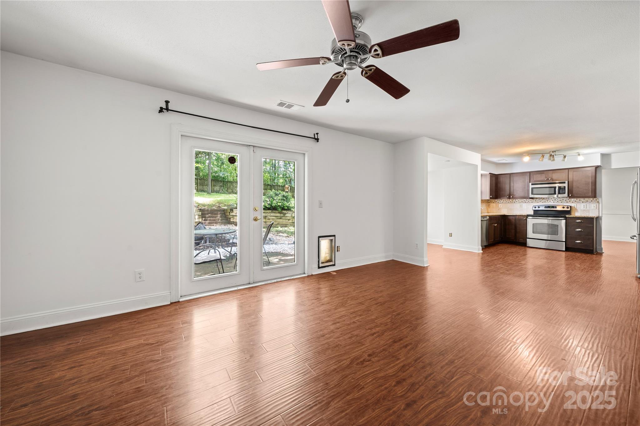 1230 Ridgebury Terrace Matthews, NC 28105 - Photo 9 of 27 Gallery Image 9