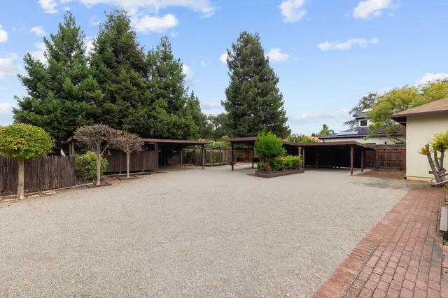 $7,000 | 17 Oak Street, Los Altos, CA 94022