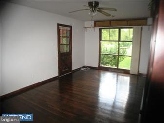63 Pemberton Vincentown Road Pemberton, NJ 08068 - Photo 2 of 12