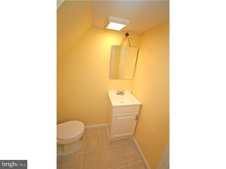 551 Marwood Road Philadelphia, PA 19120 - Photo 19 of 24 Gallery Image 19