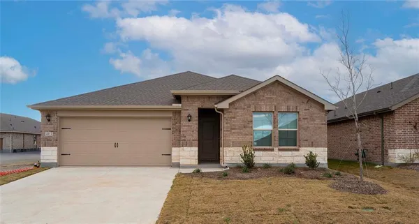 $2,300 | 4112 Limestone Blf Drive, Celina, TX 75009