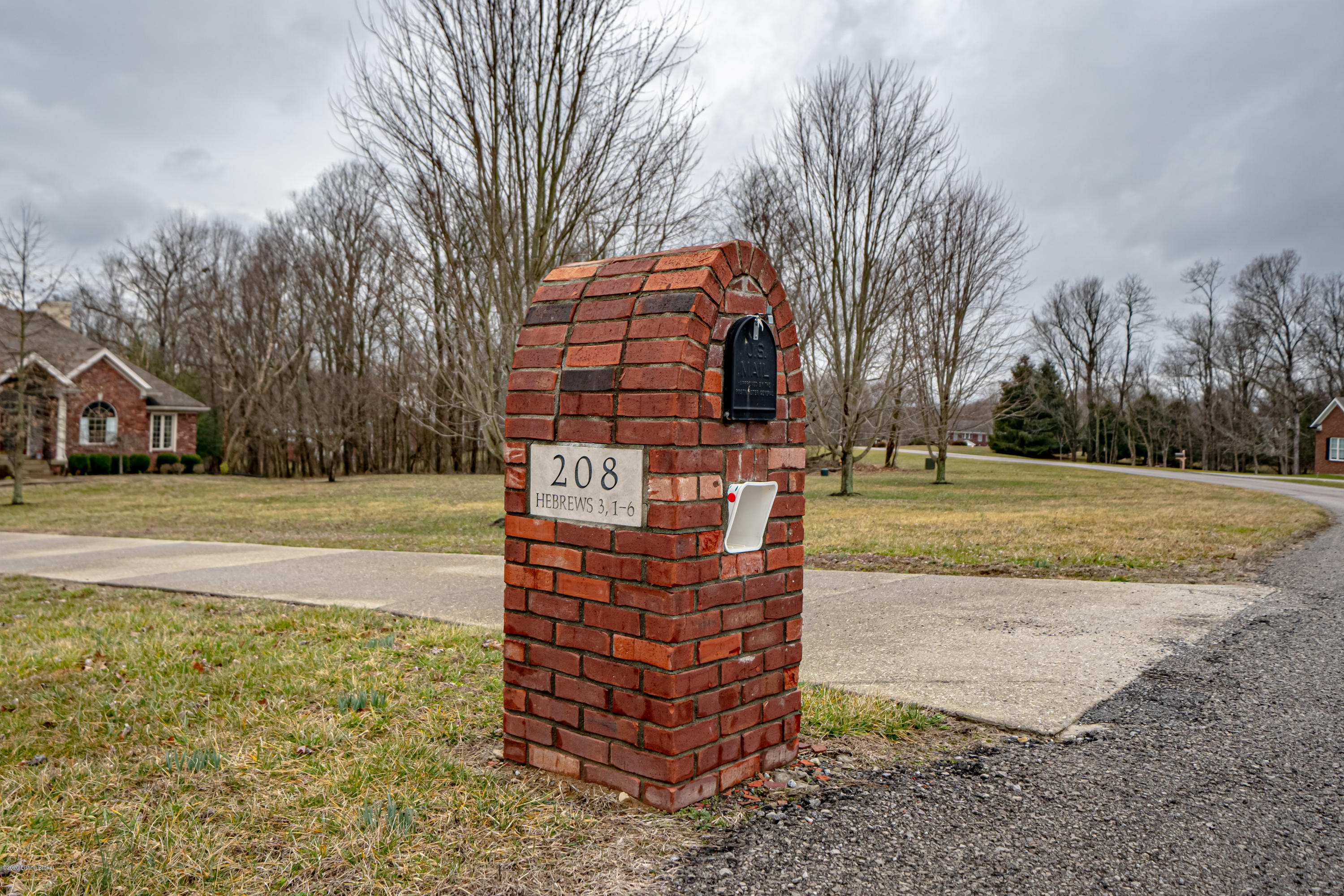 208 Owl Ridge Road Shelbyville, KY 40065 - Photo 6 of 70 3243A5B2-7712-4C52-BD42-D9059C63E50B