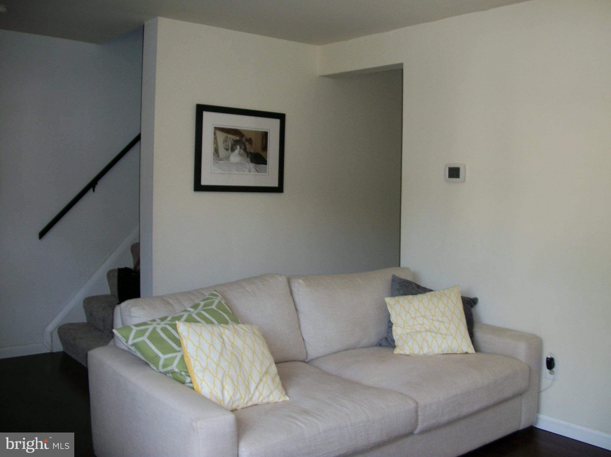 1616 Bentley Road Edgewater, MD 21037 - Photo 3 of 23 Living Room