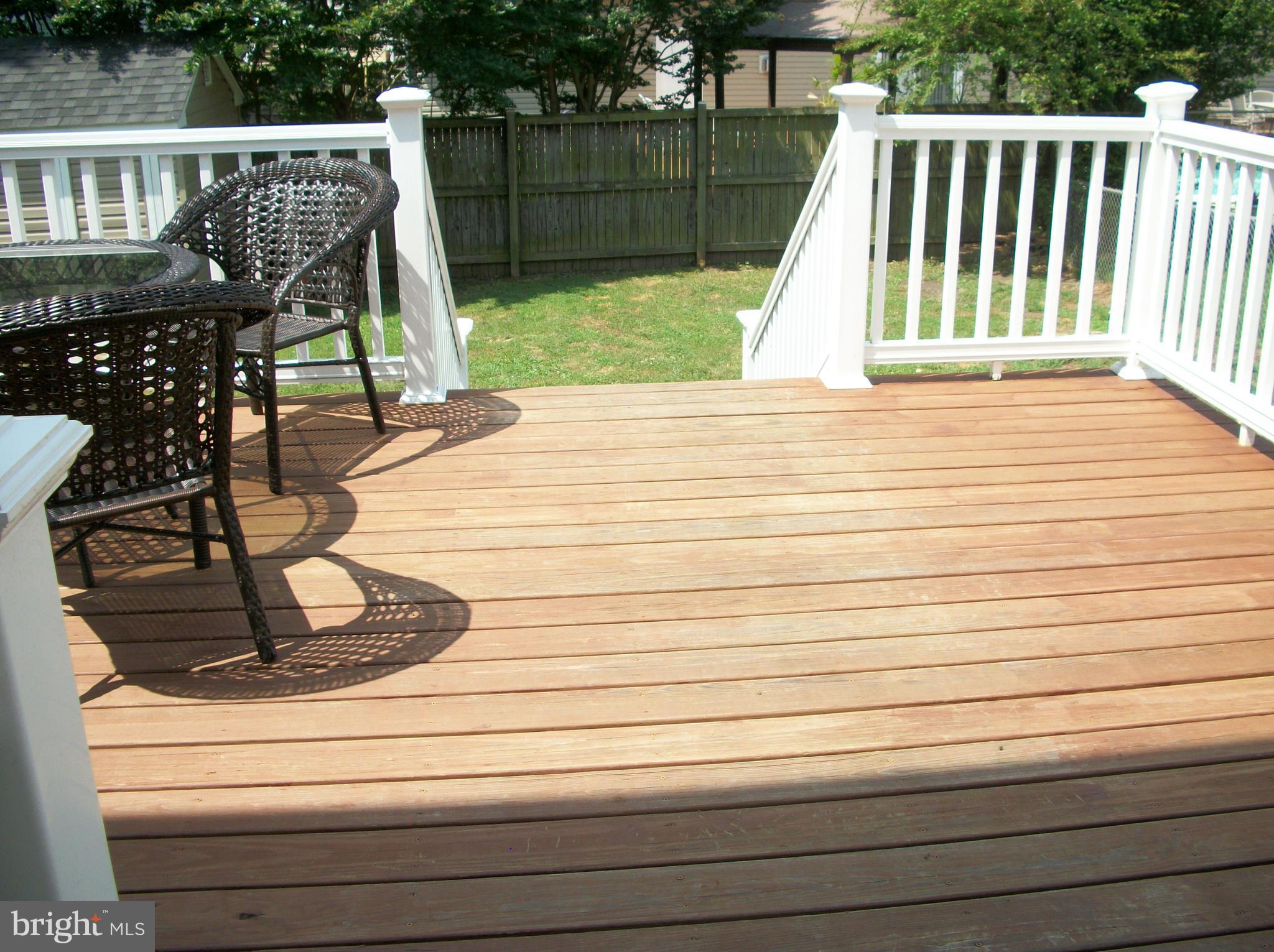 1616 Bentley Road Edgewater, MD 21037 - Photo 9 of 23 Deck
