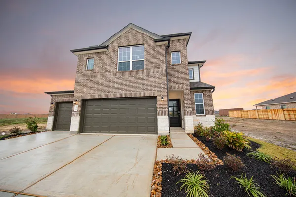 $309,990 | 2019 Emerald Lake Trail, Dayton, TX 77535