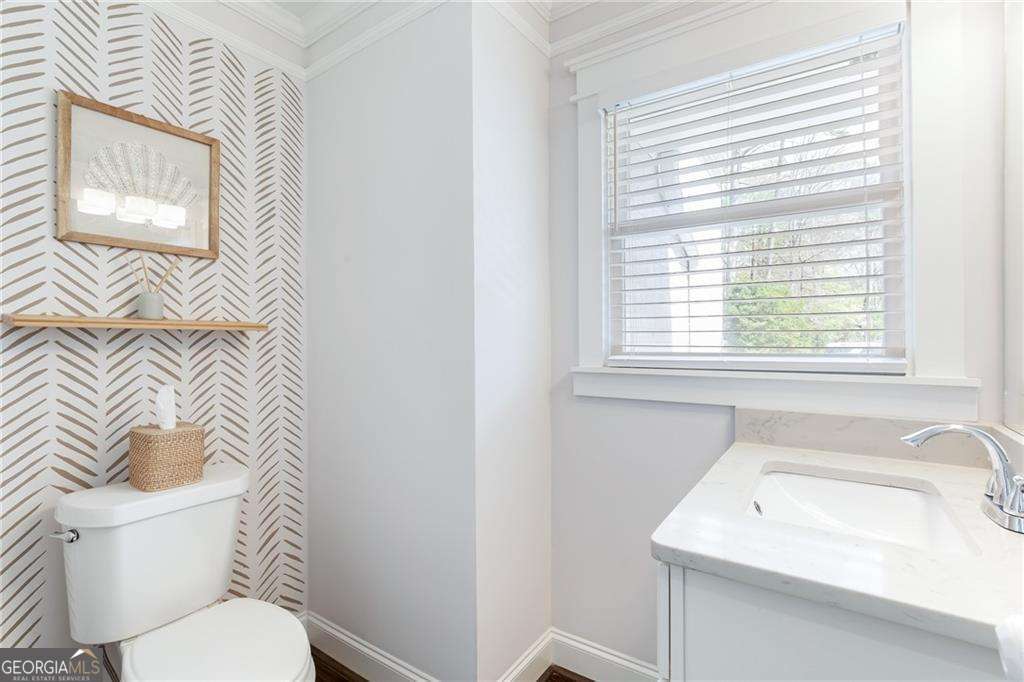 2171 Azalea Circle Decatur, GA 30033 - Photo 16 of 37