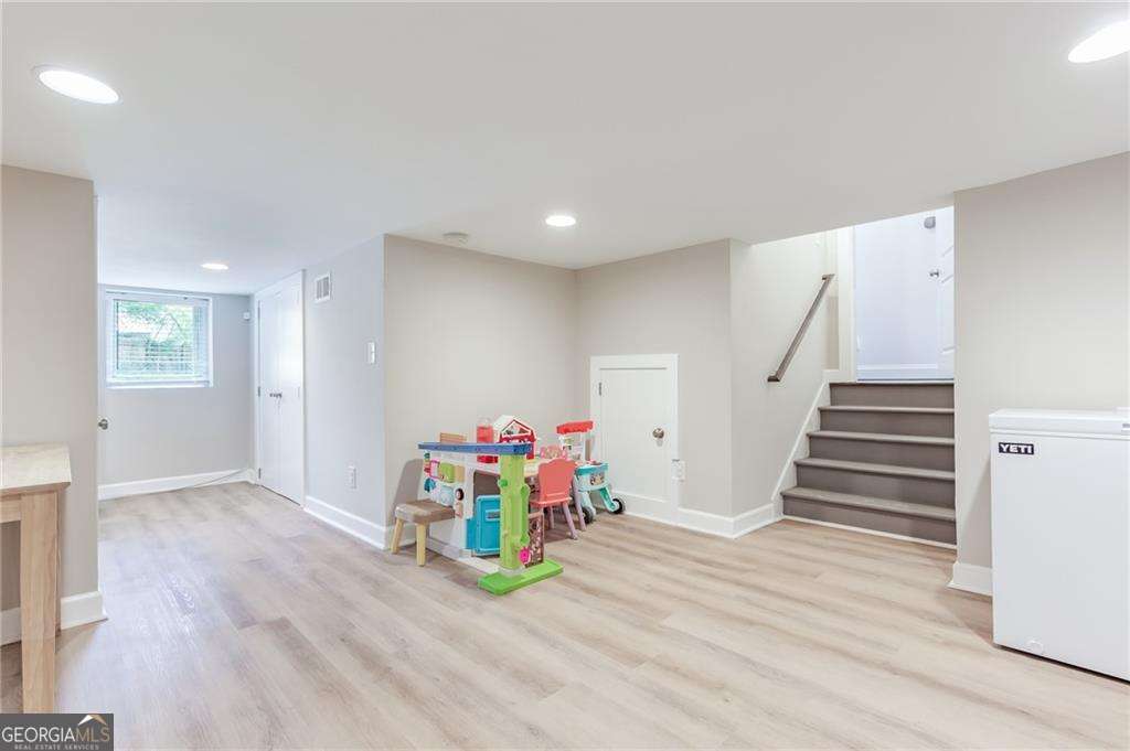 2171 Azalea Circle Decatur, GA 30033 - Photo 29 of 37