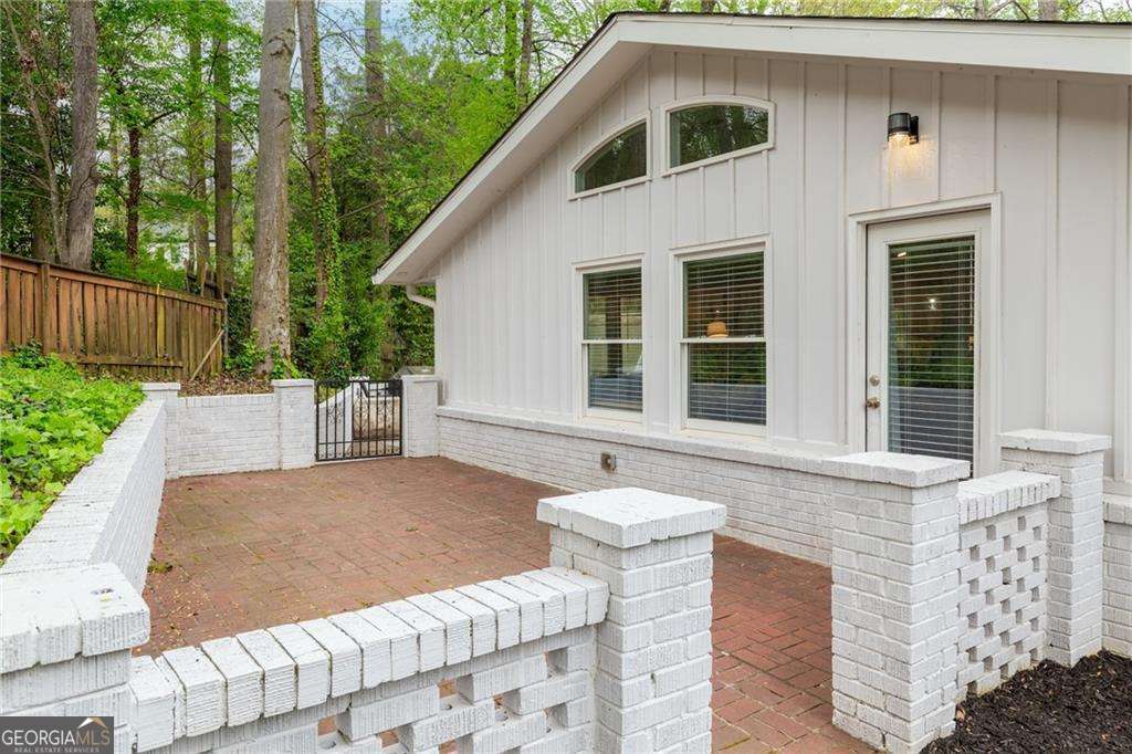 2171 Azalea Circle Decatur, GA 30033 - Photo 31 of 37