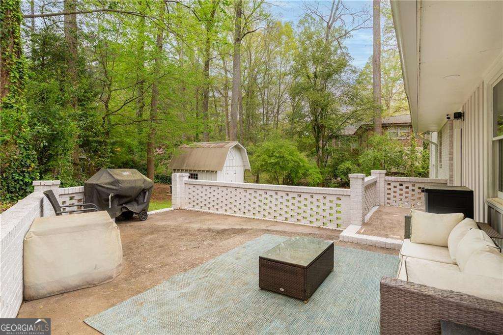 2171 Azalea Circle Decatur, GA 30033 - Photo 33 of 37