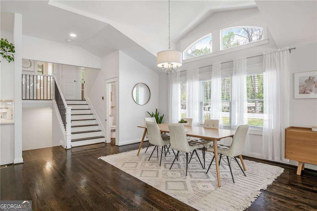 2171 Azalea Circle Decatur, GA 30033 - Photo 5 of 37