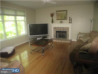 5 Shadybrook Road Mullica Hill, NJ 08062 - Photo 7 of 12 Family Room