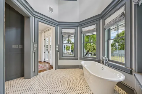 $3,675,000 | 7818 Bellewood Drive, Houston, TX 77055