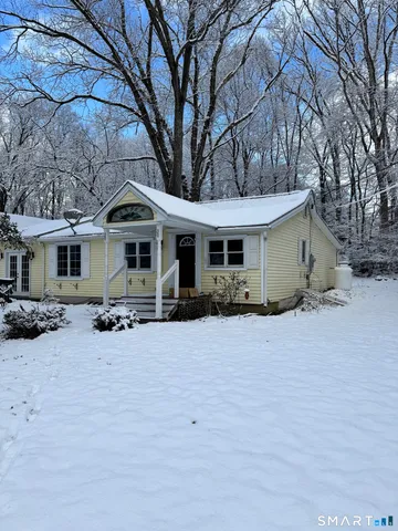 $219,000 | 24 East Avenue, Norwich, CT 06360