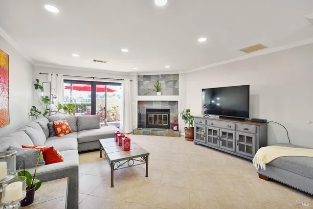 $450,000 | 167 Nantucket Lane, Vallejo, CA 94590