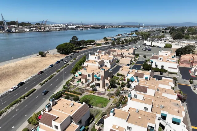 $450,000 | 167 Nantucket Lane, Vallejo, CA 94590