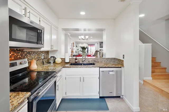 $450,000 | 167 Nantucket Lane, Vallejo, CA 94590