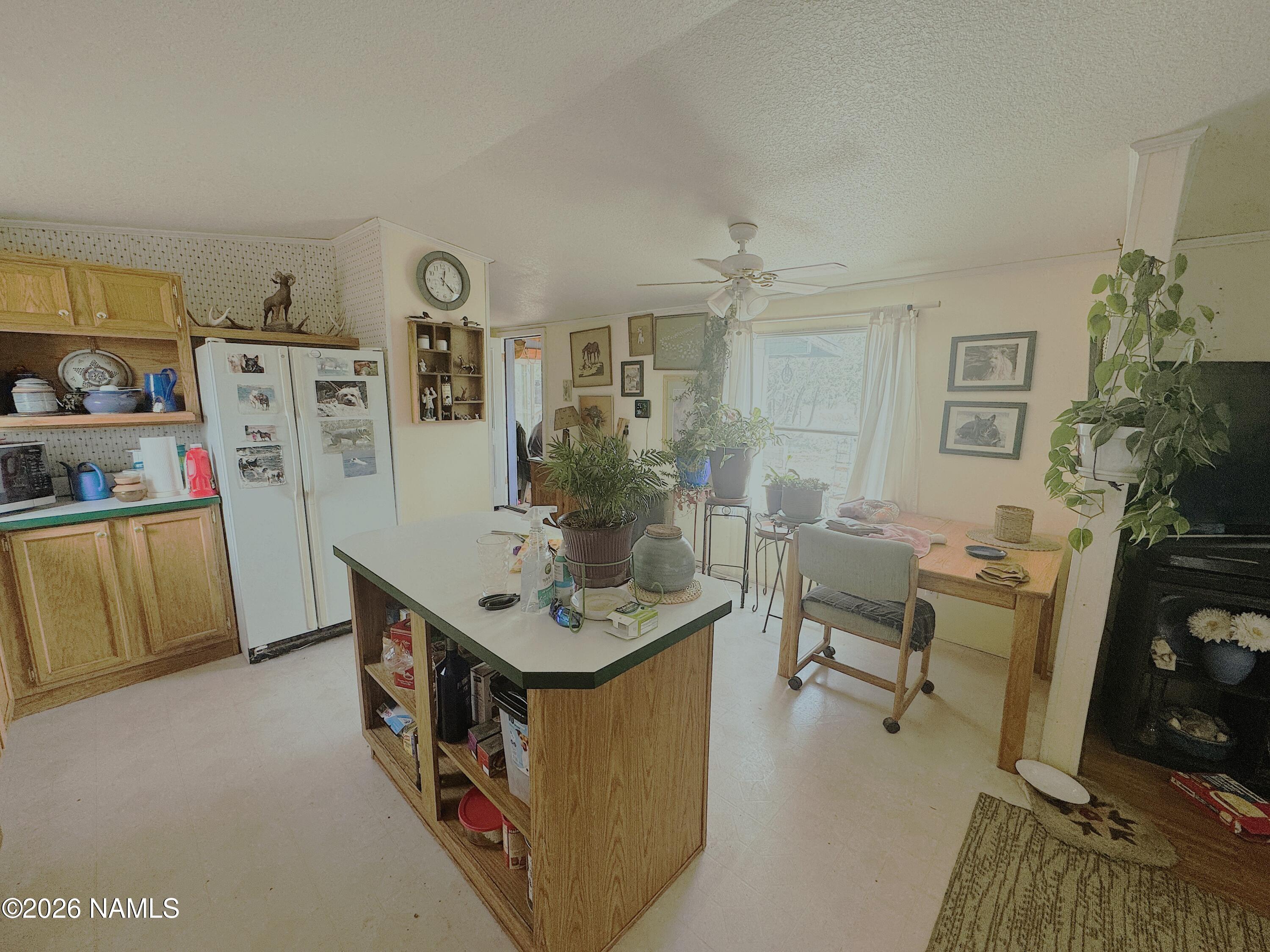 4399 Quarry Road Williams, AZ 86046 - Photo 5 of 13 kitchen island